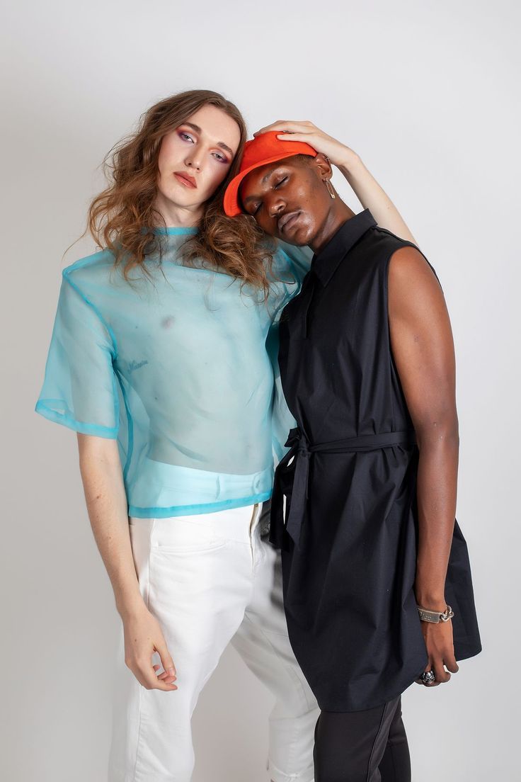 Gender-Fluid Fashion in Full Swing